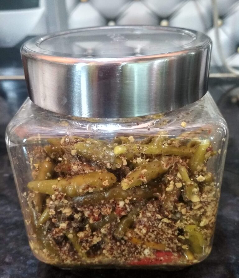 हरी मिर्च का अचार / Green Chilli Pickle / Hari Mirch Ka Achar