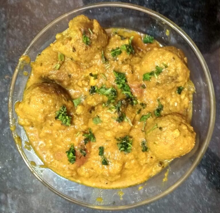 केला का कोफ़्ता / Raw Banana Kofta / Kela ka kofta