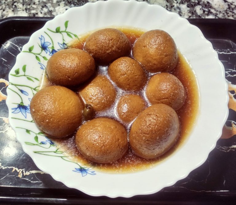 गुड़ का रसगुल्ला / Gur ke rasgulle