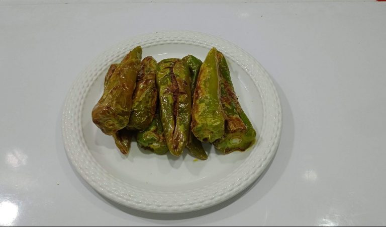 हरी मिर्च का भरवां / Hari Mirch Ka Bharwa